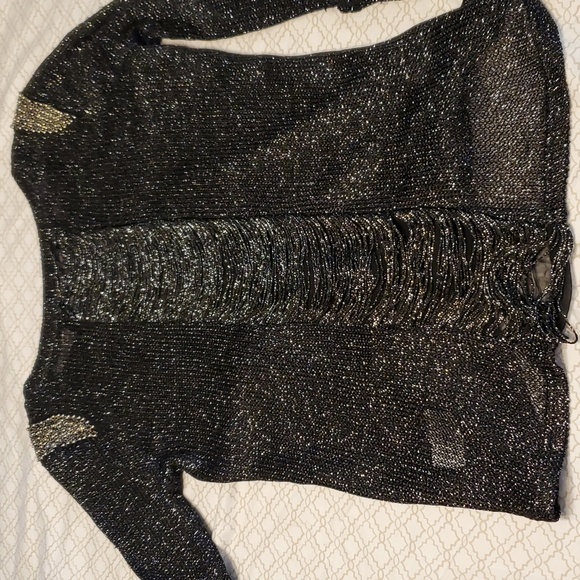 Miss Me Black Shimmering Top w/ embellished shoulders. Slit back. - Picture 9 of 9